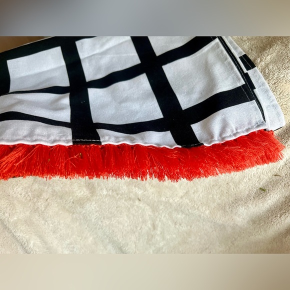 Halloween table runner NEW 70” X 13” home decor - Picture 3 of 13